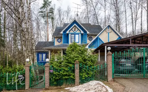 2-этажный коттедж 285 м² с отделкой