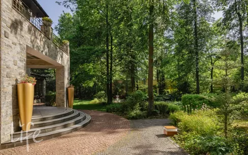 2-этажный коттедж 847 м² с отделкой