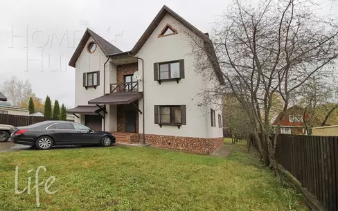 2-этажный коттедж 300 м² с отделкой