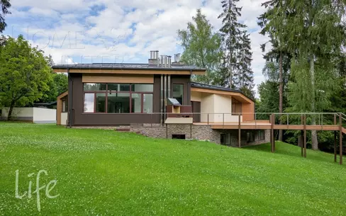 2-этажный коттедж 710 м² с отделкой