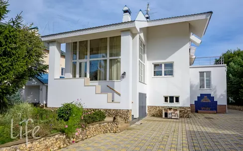 2-этажный коттедж 380 м² с отделкой