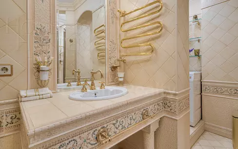 4-КОМН. КВАРТИРА С ОТДЕЛКОЙ 118 М² НА 4 ЭТАЖЕ