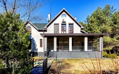 2-этажный коттедж 340 м² с отделкой