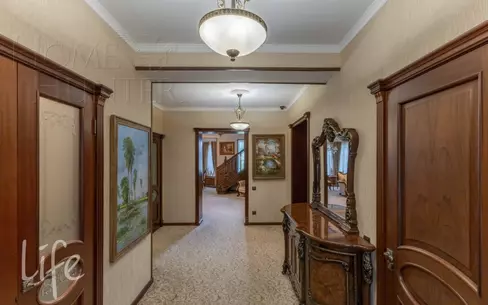 2-этажный коттедж 498 м² с отделкой