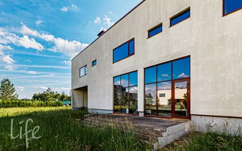 2-этажный коттедж 751.6 м² без отделки