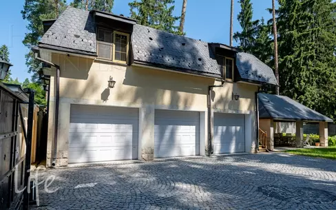 2-этажный коттедж 650 м² с отделкой