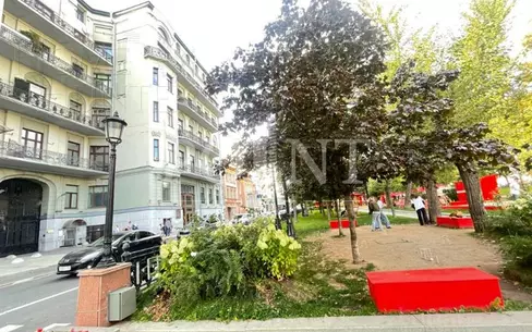 5-комн. кв., 147.2 м², 4/5 этаж