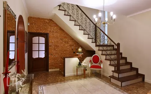 3-этажный коттедж 450 м² с отделкой