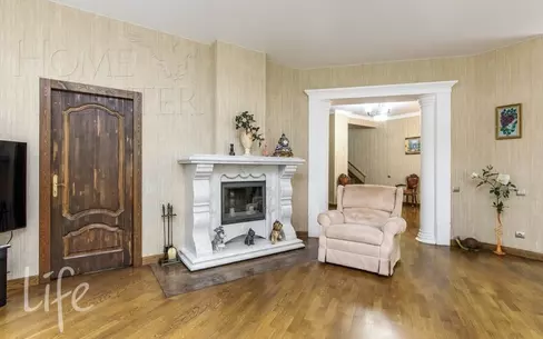 2-этажный коттедж 372 м² с отделкой