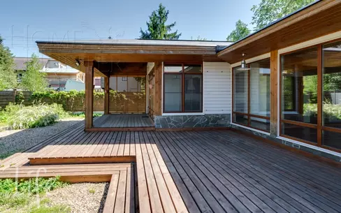 1-этажный коттедж 240 м² с отделкой