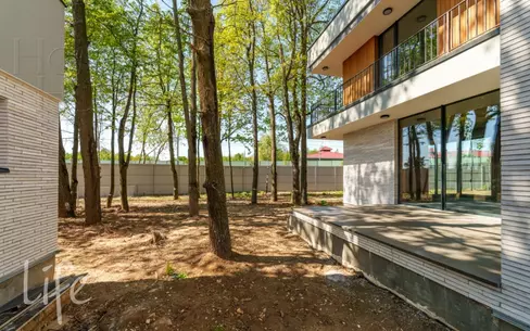 2-этажный коттедж 319 м² без отделки