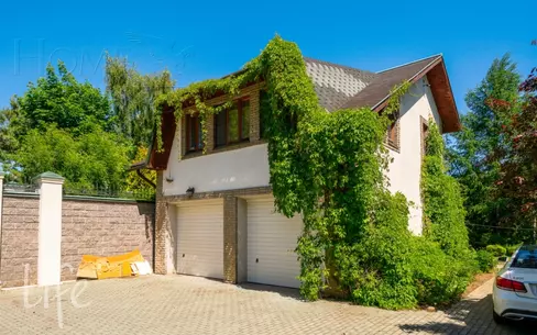 2-этажный коттедж 798.6 м² с отделкой