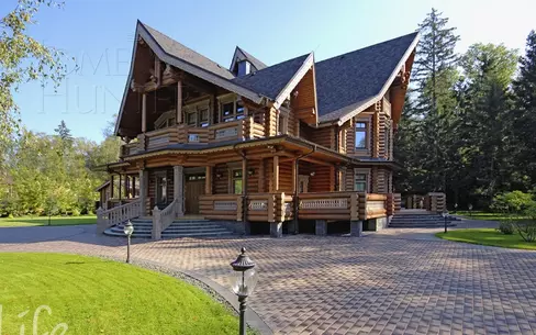 2-этажный коттедж 1 600 м² с отделкой