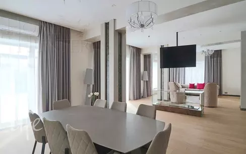 2-этажный коттедж 593 м² с отделкой