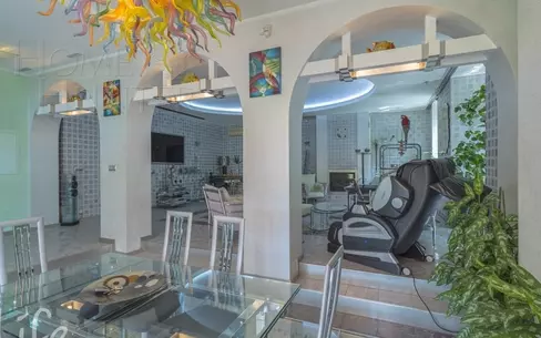 2-этажный коттедж 675 м² с отделкой