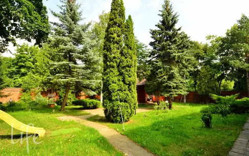 2-этажный коттедж 800 м² с отделкой