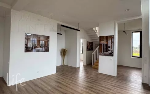 2-этажный коттедж 300 м² с отделкой