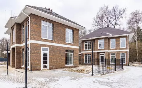 2-этажный коттедж 230 м² без отделки