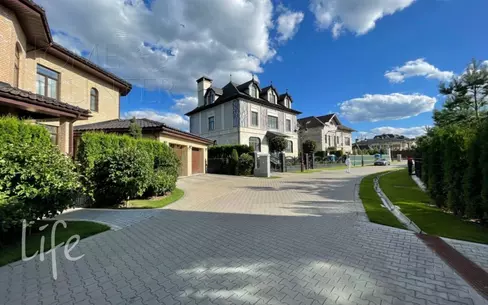 2-этажный коттедж 669 м² без отделки