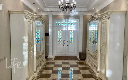 2-этажный коттедж 800 м² с отделкой