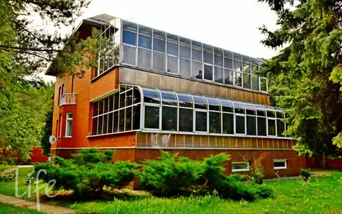 2-этажный коттедж 800 м² с отделкой