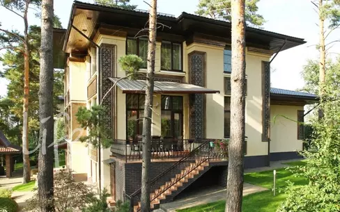 2-этажный коттедж 700 м² с отделкой