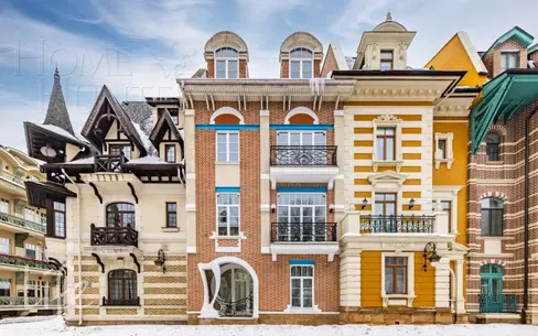 4-этажный таунхаус 395 м² без отделки