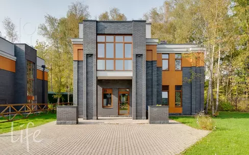 2-этажный коттедж 259 м² без отделки