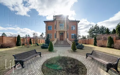 2-этажный коттедж 818 м² с отделкой