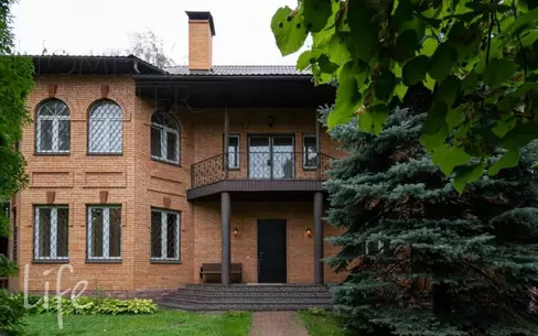 2-этажный коттедж 370 м² с отделкой