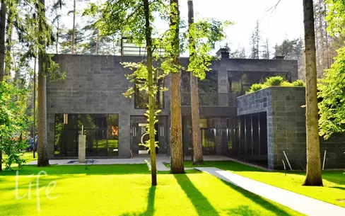 2-этажный коттедж 580 м² с отделкой