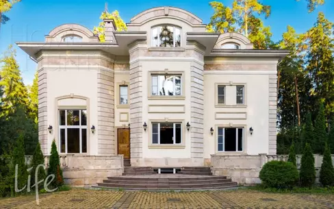 2-этажный коттедж 800 м² с отделкой