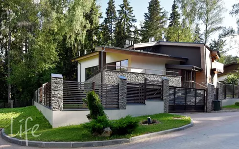 2-этажный коттедж 750 м² без отделки