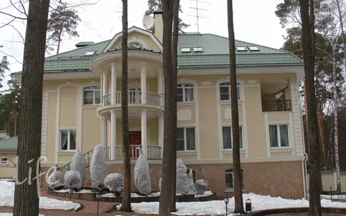 2-этажный коттедж 885 м² с отделкой