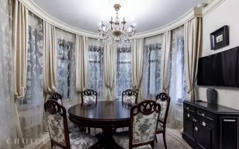 3-этажный коттедж 920 м² с отделкой