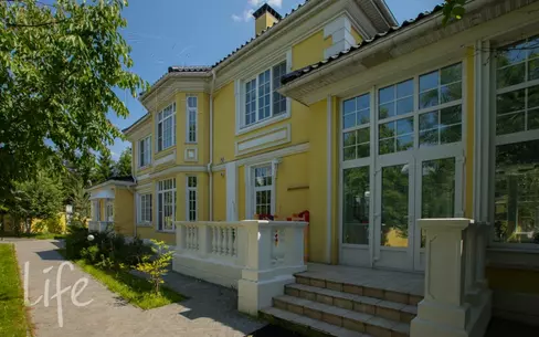 2-этажный коттедж 800 м² с отделкой