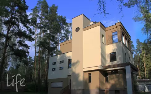 2-этажный коттедж 740 м² без отделки