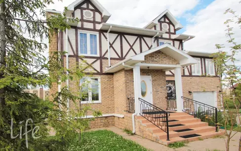 2-этажный коттедж 189 м² с отделкой