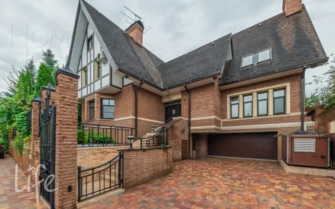 2-этажный коттедж 608 м² с отделкой