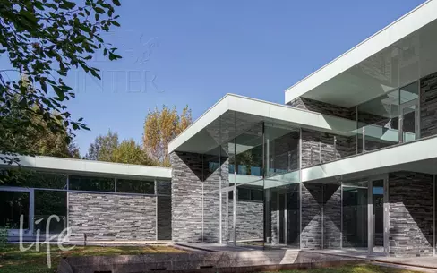 3-этажный коттедж 1 546 м² без отделки