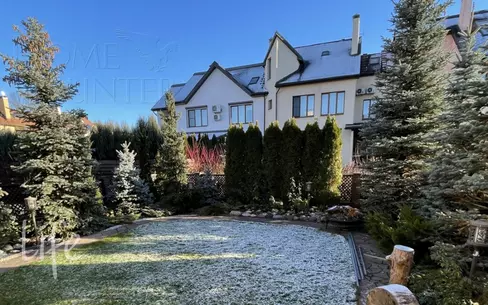 2-этажный таунхаус 315 м² с отделкой