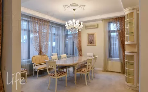 2-этажный коттедж 450 м² с отделкой