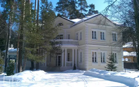 2-этажный коттедж 860 м² с отделкой