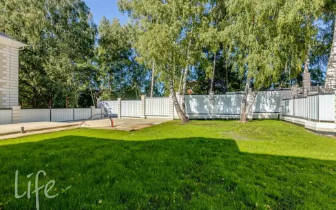 2-этажный коттедж 240 м² без отделки