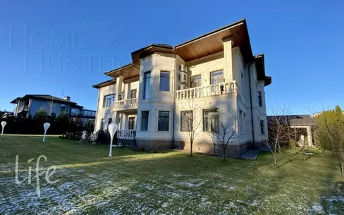 2-этажный коттедж 800 м² с отделкой