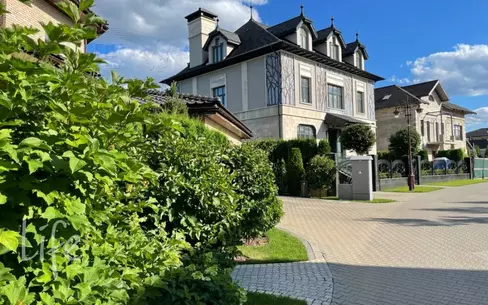 2-этажный коттедж 669 м² без отделки