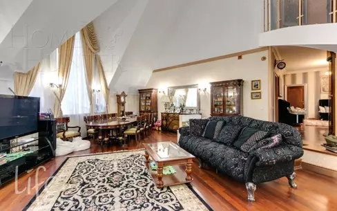 2-этажный коттедж 620 м² с отделкой