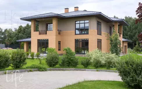 2-этажный коттедж 409 м² с отделкой