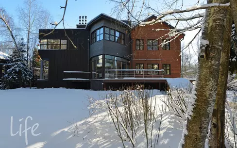 2-этажный коттедж 650 м² с отделкой