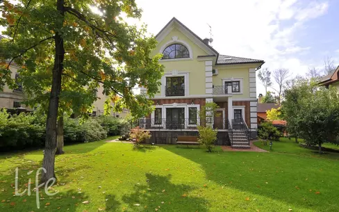 2-этажный коттедж 460 м² с отделкой